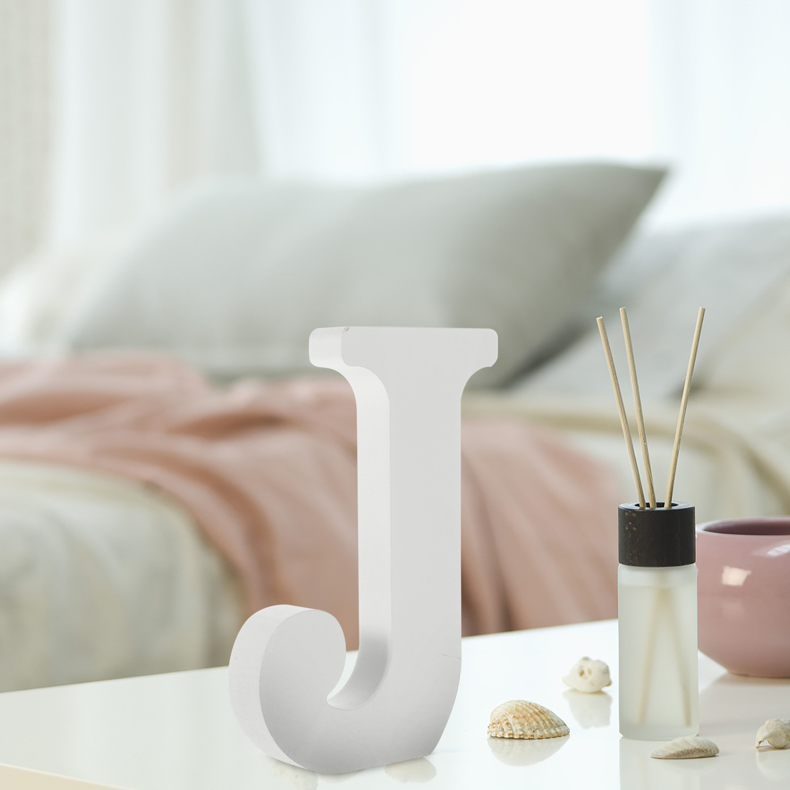 Home Bar Shelf - 미완성 나무 문자 J 컷아웃 DIY